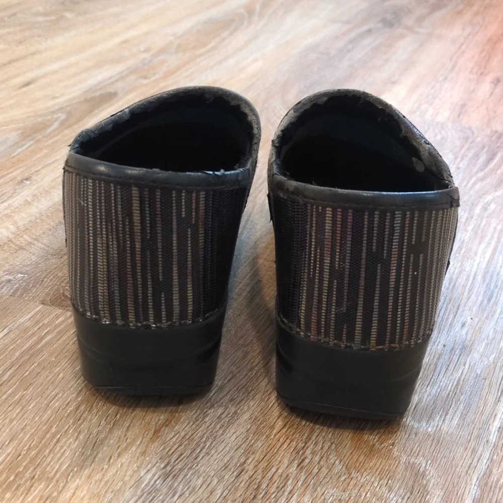 Dansko Colorful Striped Women's Slip-On Clogs size 40 Euro (10 US) - Picture 3 of 14